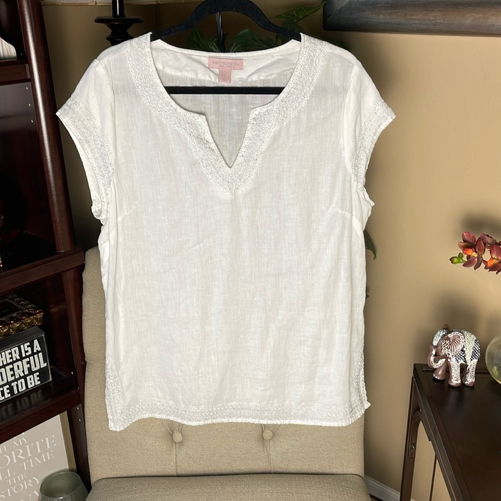 Lightweight and cool linen top.